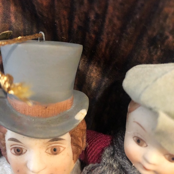 Tiny Tim and Bob Cratchit ceramic ornament - Picture 5 of 5